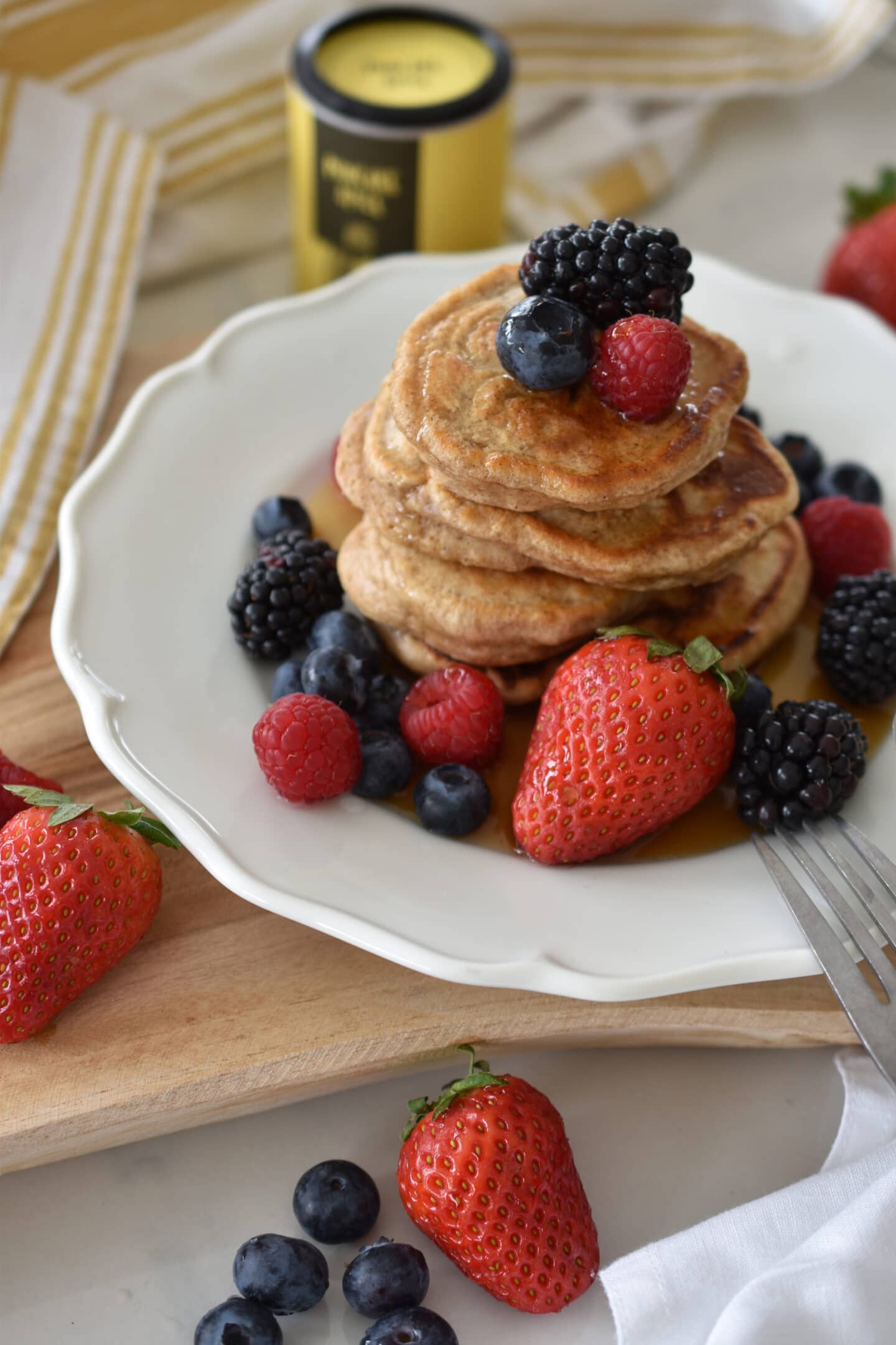 American Pancakes - der Klassiker ganz leicht & kalorienarm mit Beeren