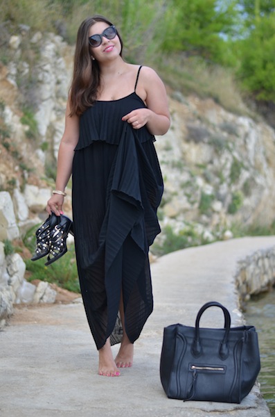 Black errrthing – das schwarze Maxikleid im Sommer