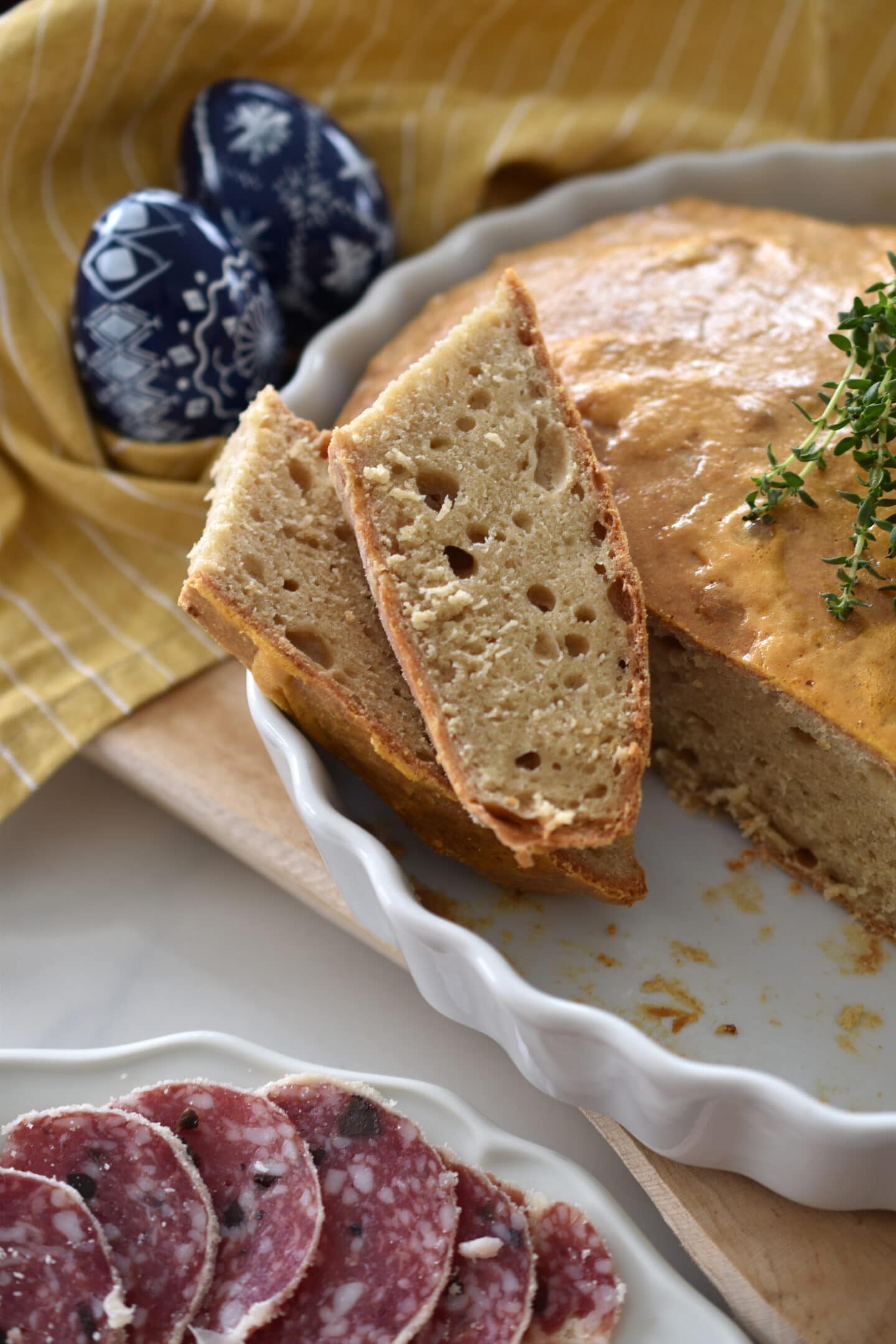 Pogaca - Rezept für das Balkan Brot mit Joghurt an Ostern