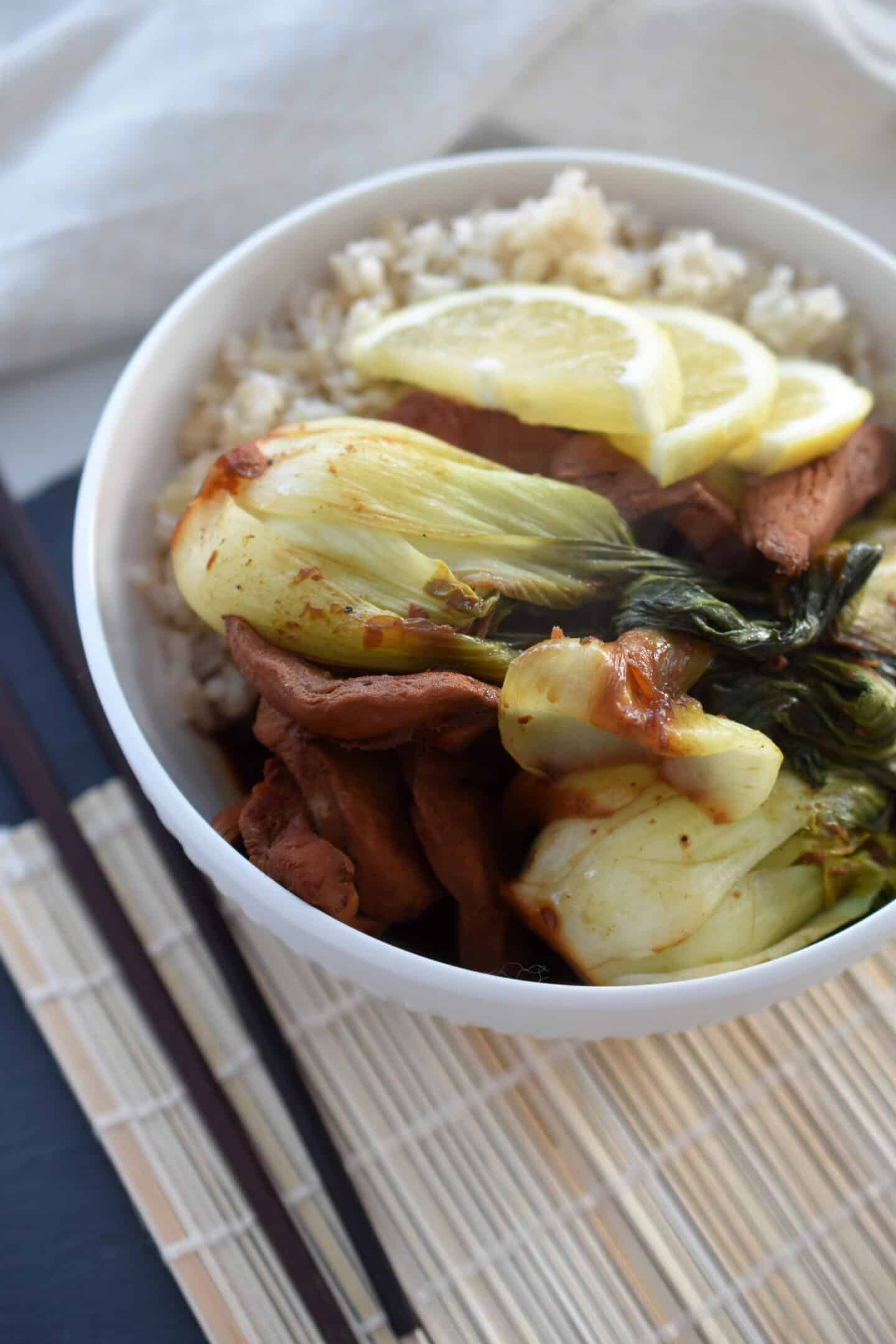 Ingwerhähnchen mit Pak Choi - genussvoller Start in das Jahr des Büffels