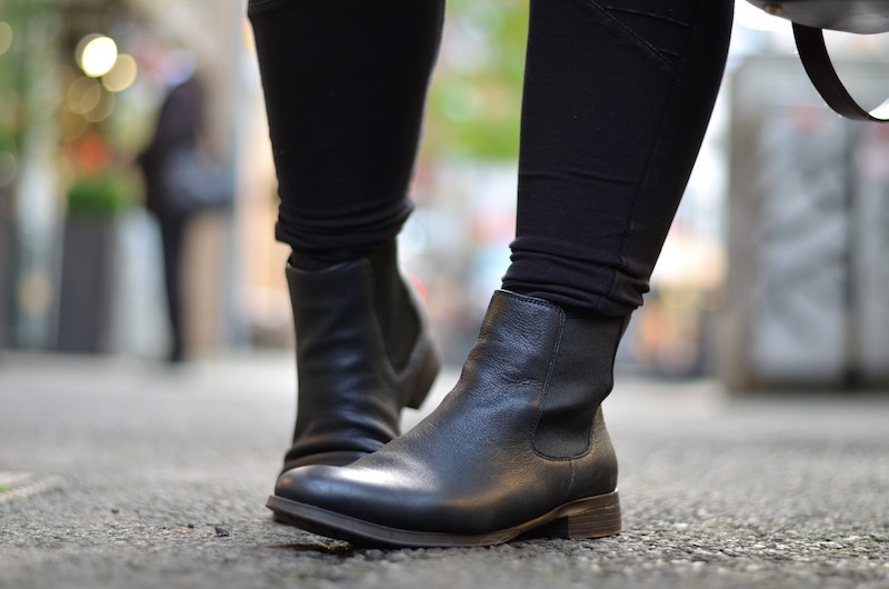 it’s beginning to look a lot like fall with chelsea boots