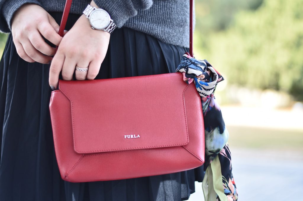 details-outfit-furla-tasche