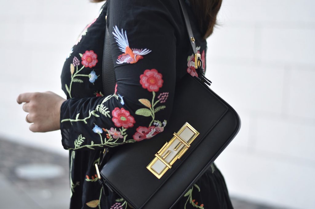 Fendi 3 Baguette Bag mit Zara Blumen Kleid