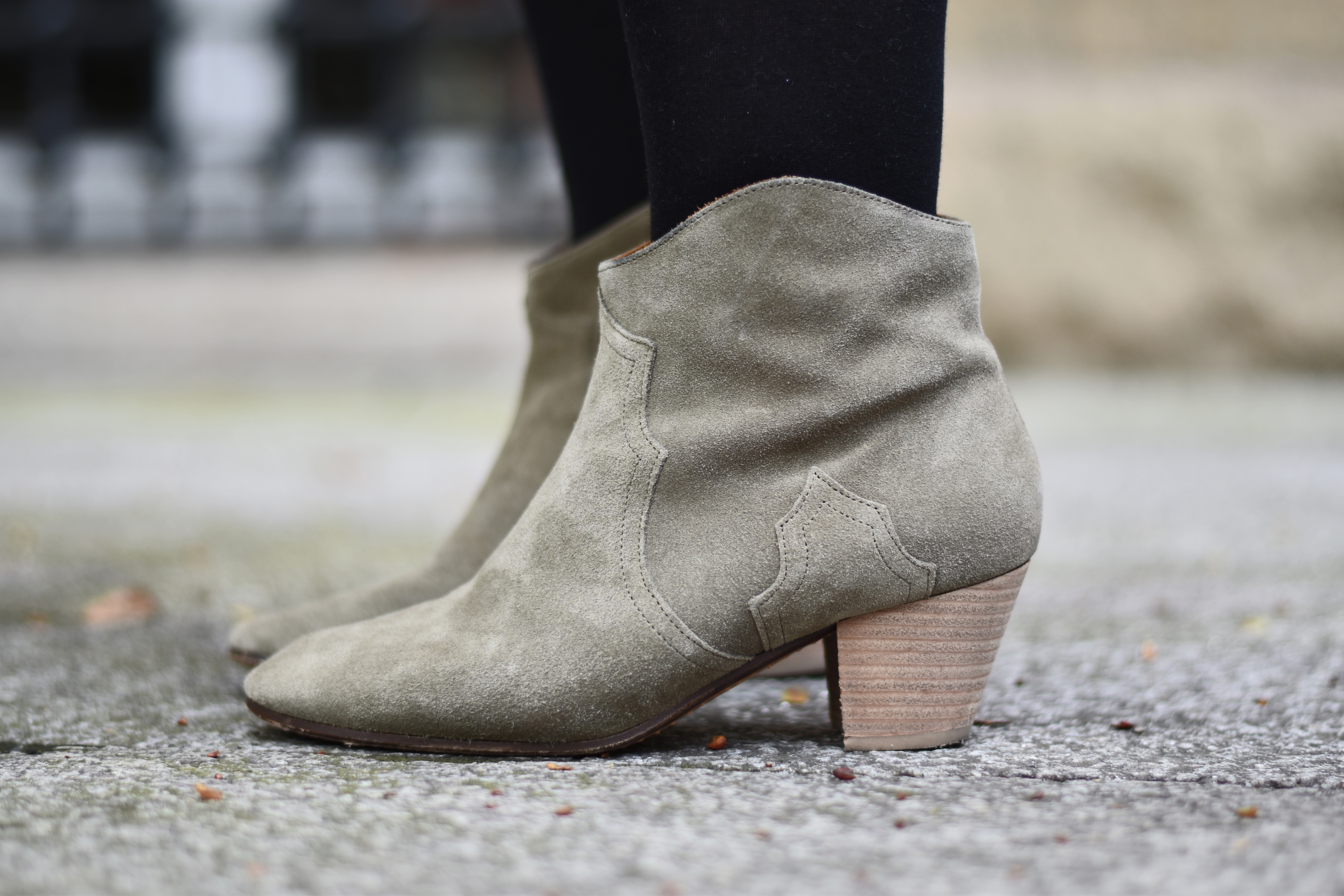 isabel marant dicker boots beige