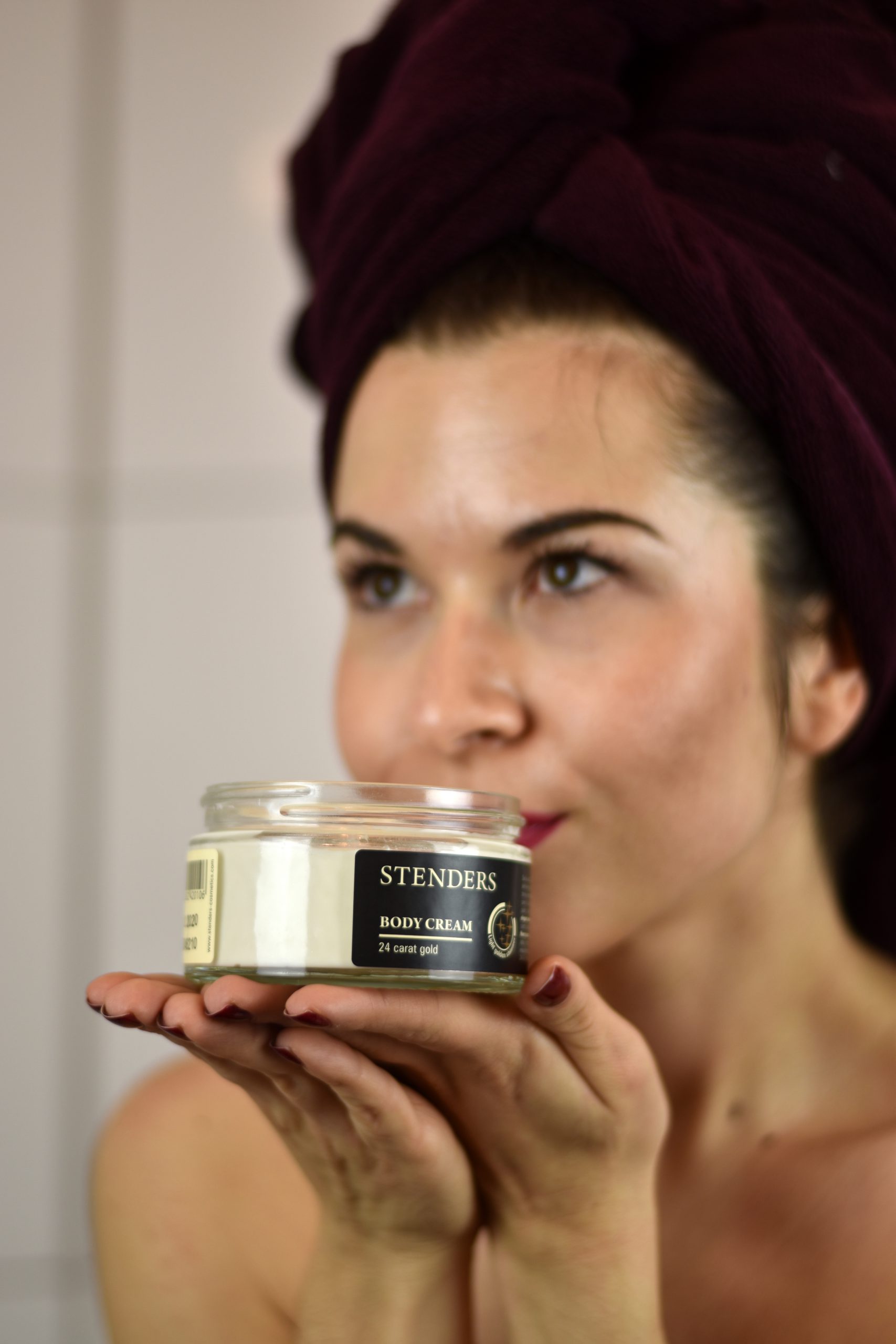 BeautyTrend Luxus Pflege für den Körper mit 24 Karat Gold von Stenders