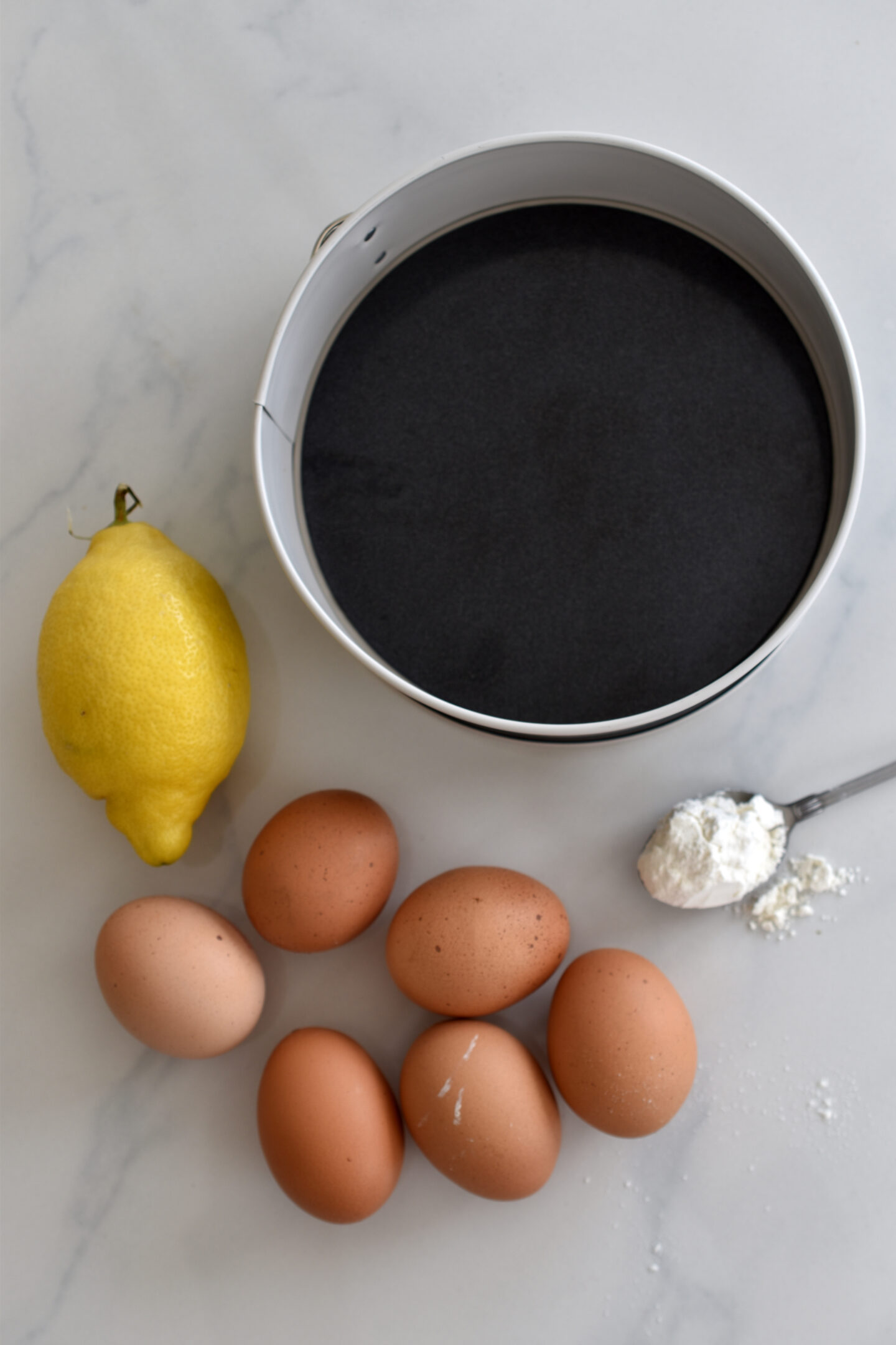 Zutaten Leichter Käsekuchen mit fruchtiger Himbeersauce